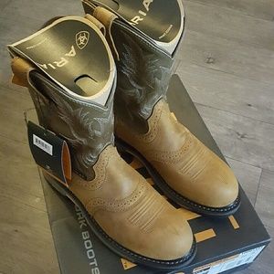 ARIAT work boots size 9